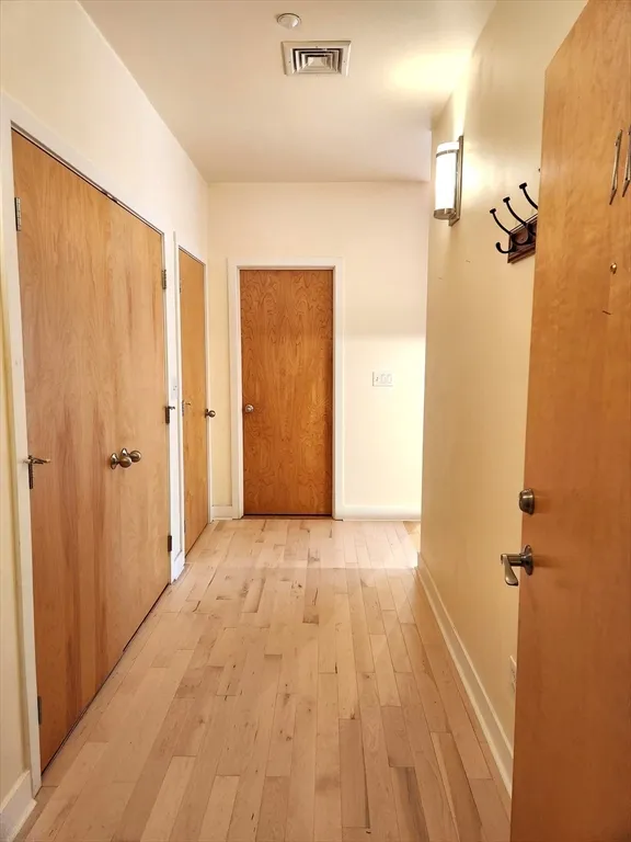 24 Bay State Rd, Cambridge Highlands