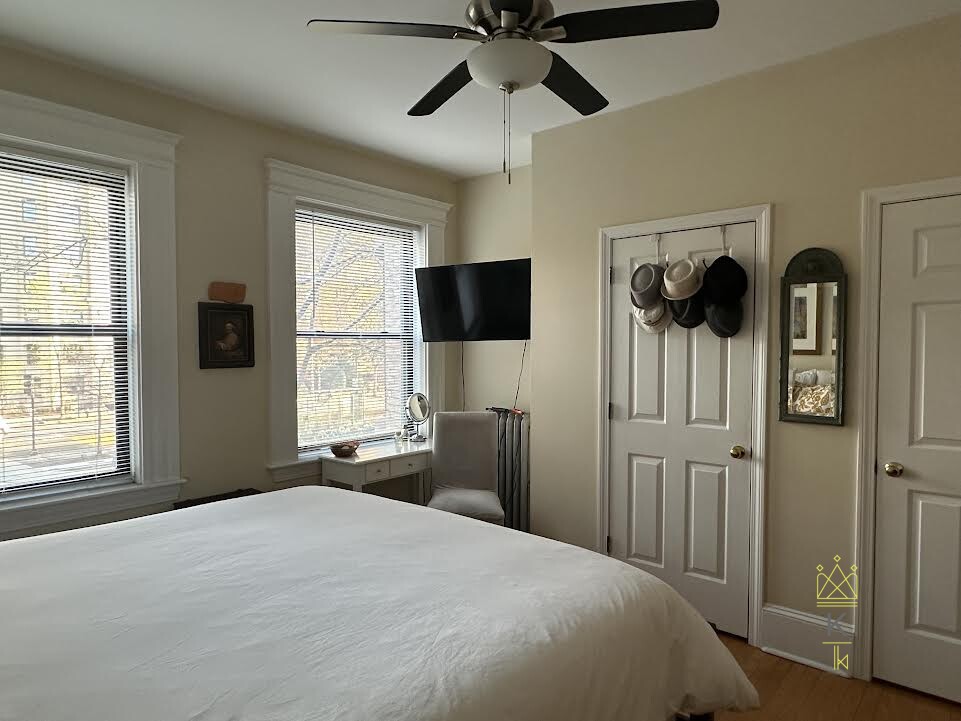 1100 Beacon St, Brookline