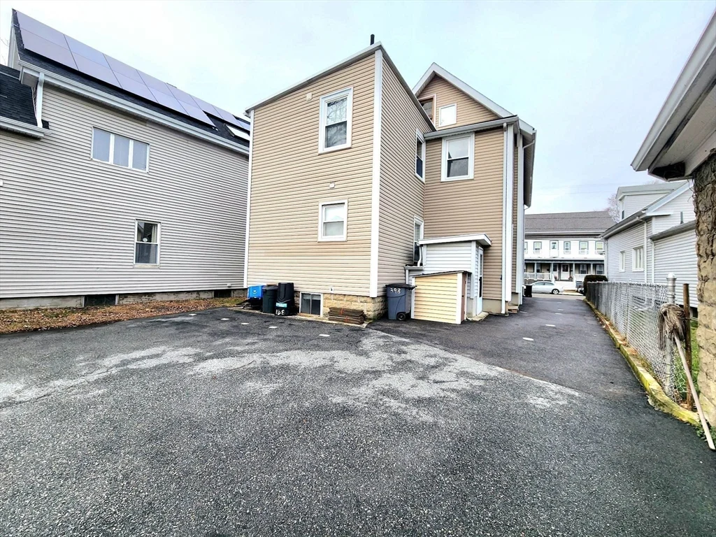 398 Charles St, Malden