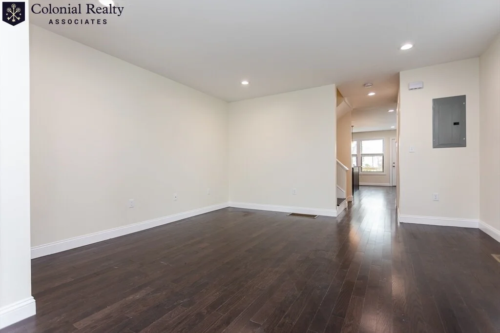 478 Fulton St, Medford