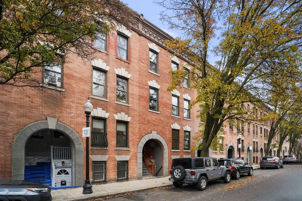 110 Union Park St, South End