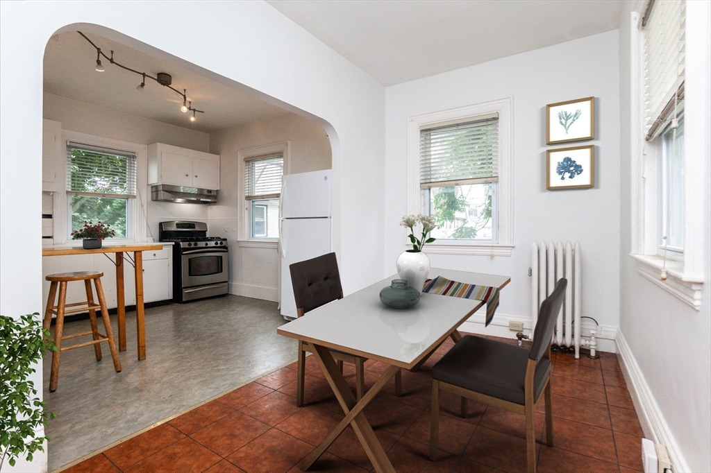 101 Central Ave, Newtonville