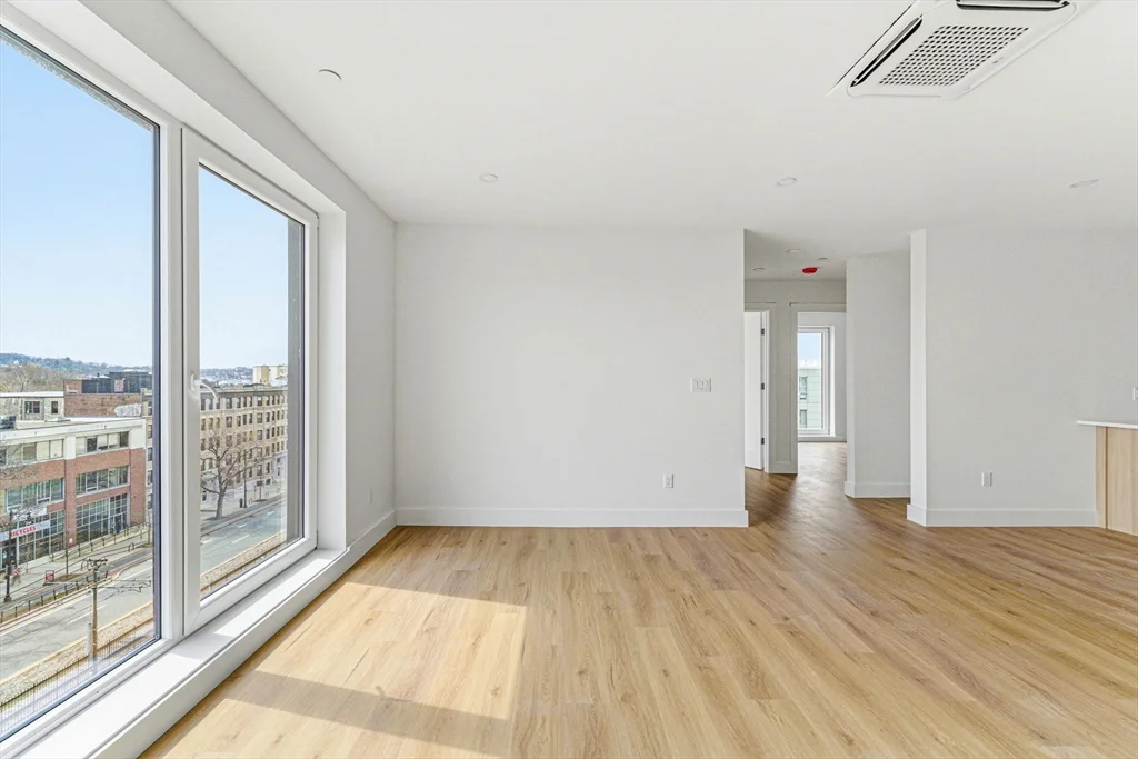 1035 Commonwealth Ave, Allston