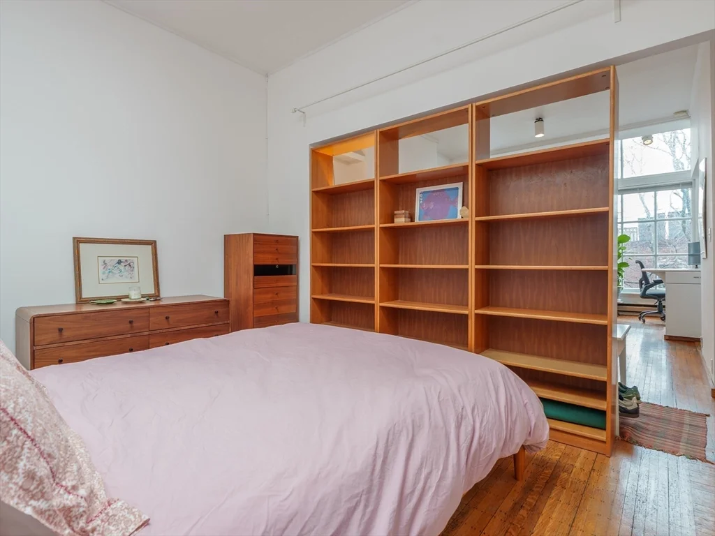 31 Pinckney, Beacon Hill