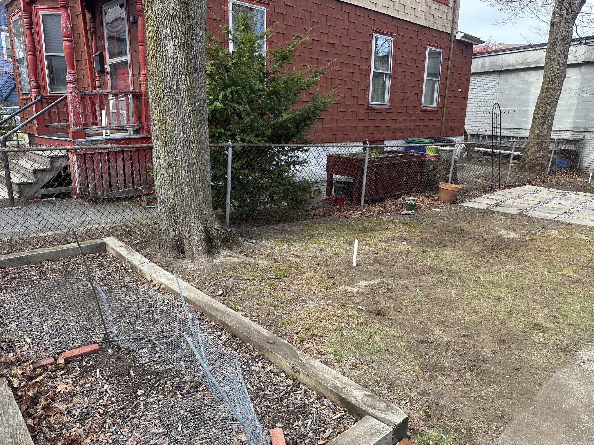 97 Dover St, Davis Square