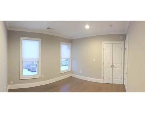 1174 Cambridge St, Inman Square