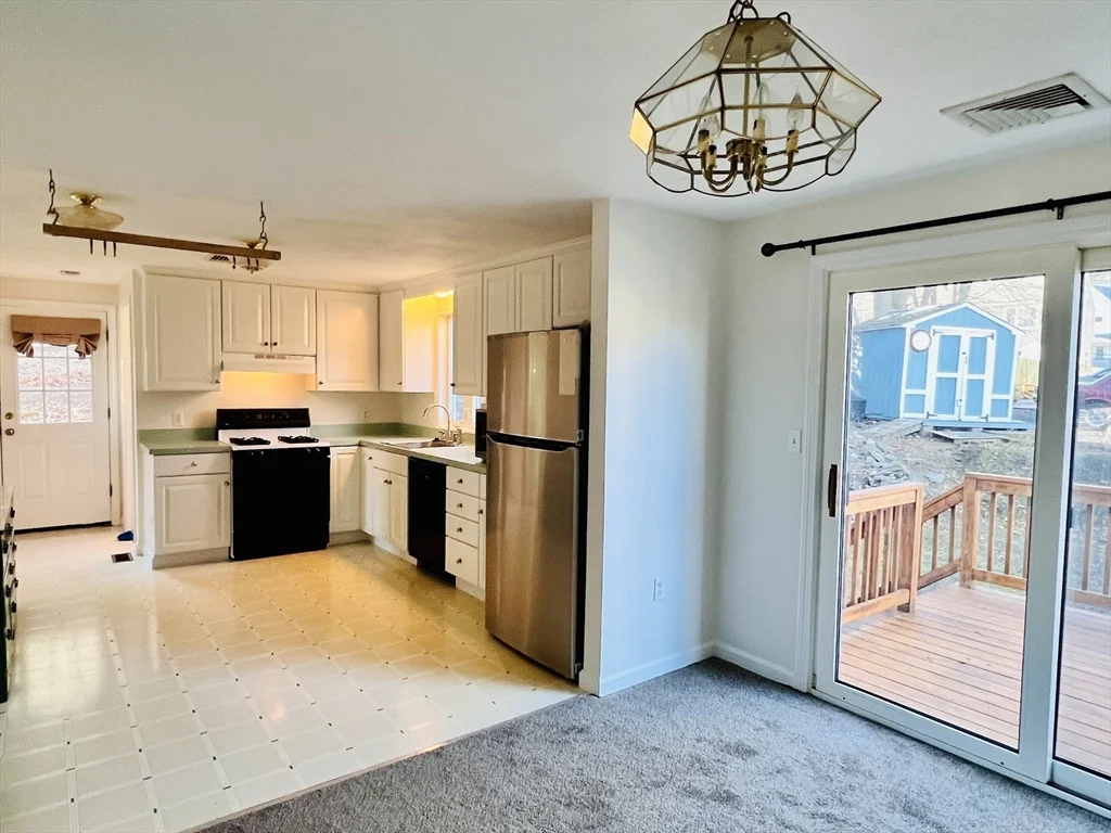 118 Wyoming Ave, Oak Grove