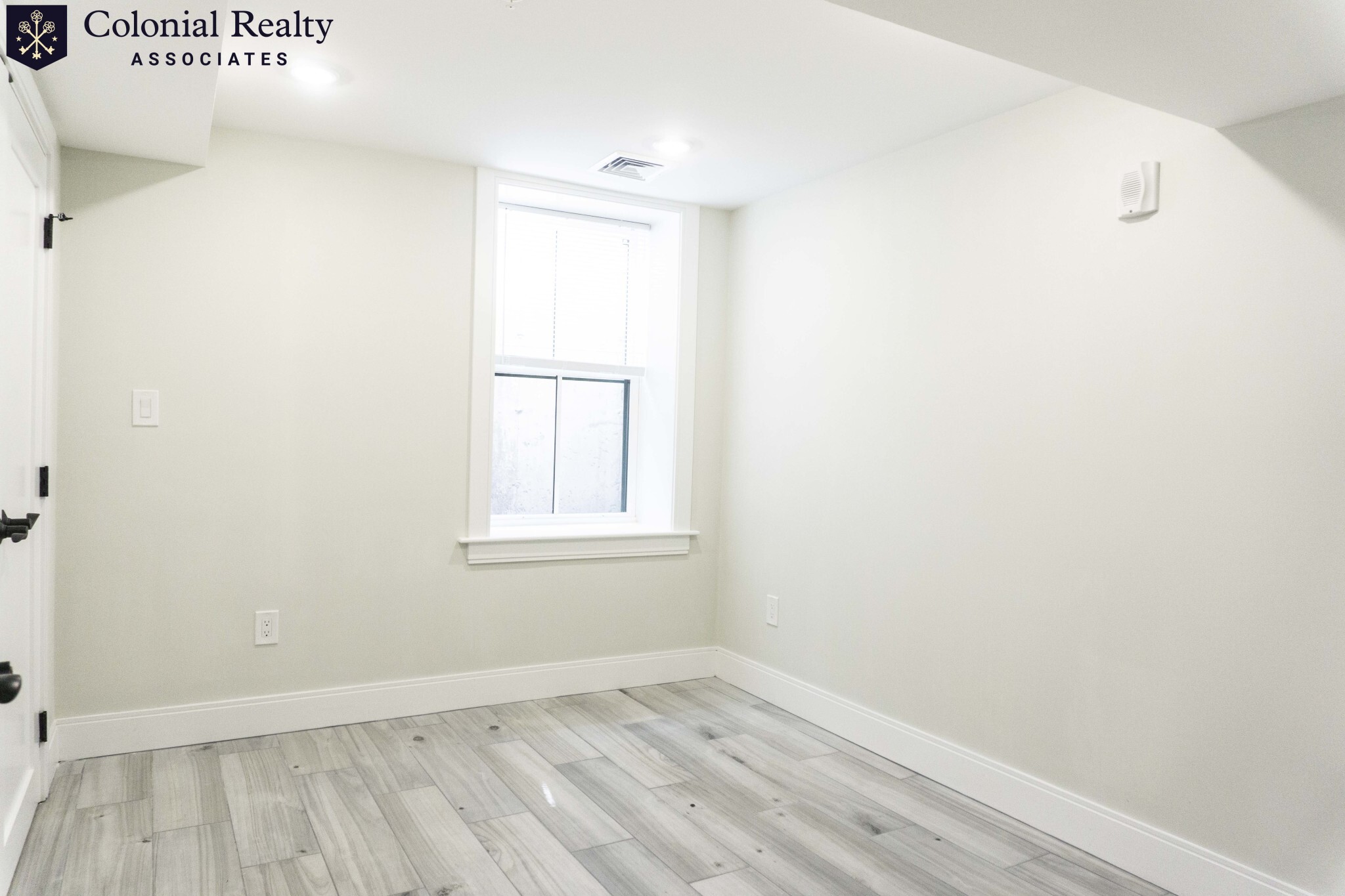 81 Linden St, Allston