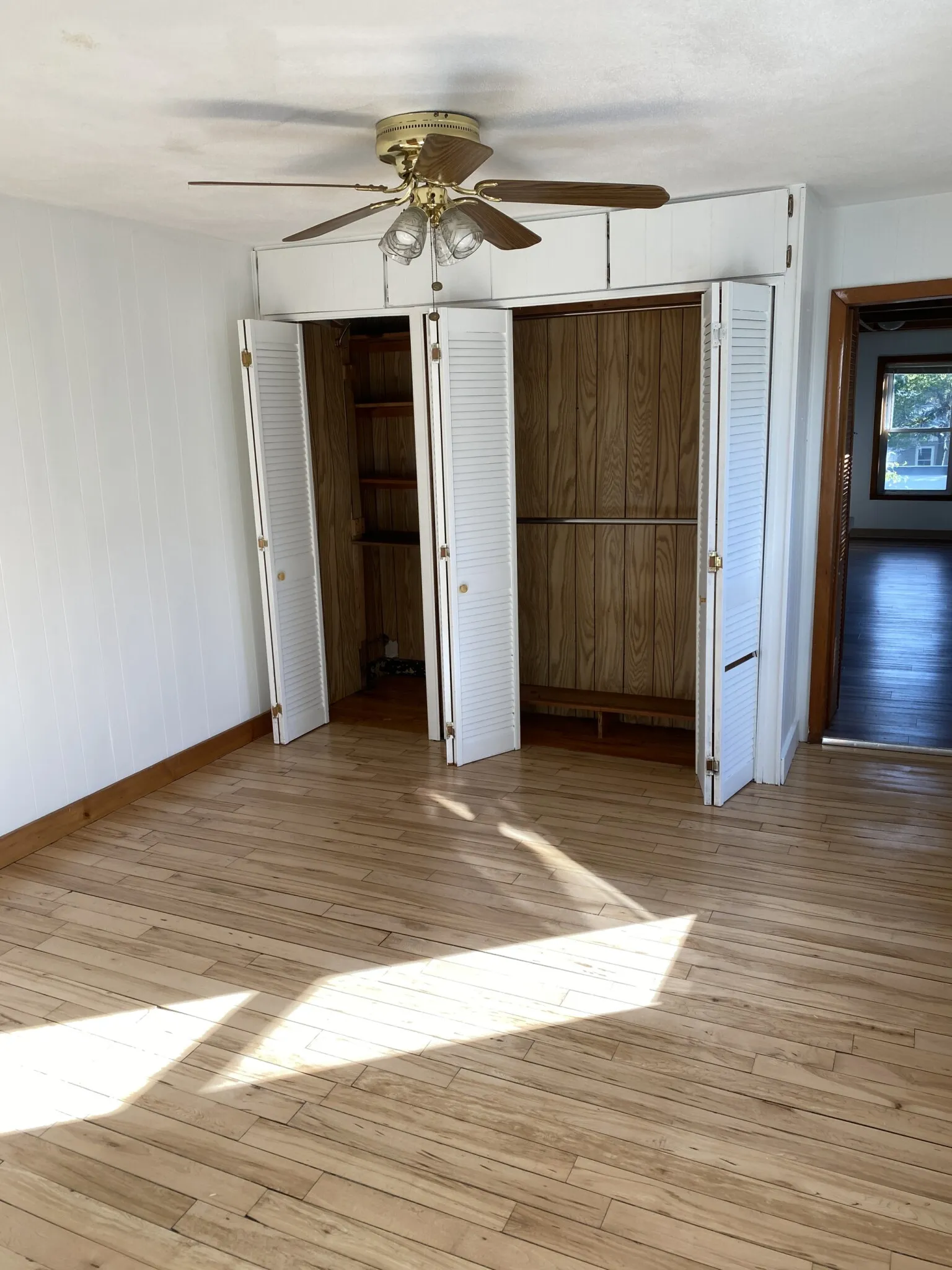 114 Thorndike St, East Cambridge