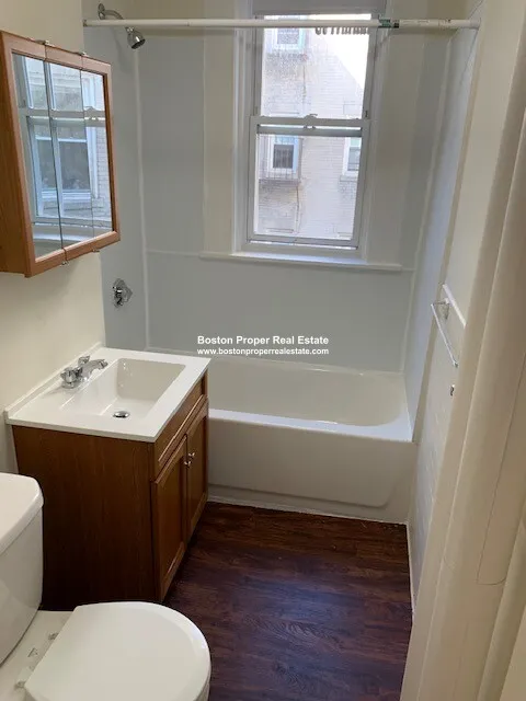 1185 Boylston St, Fenway