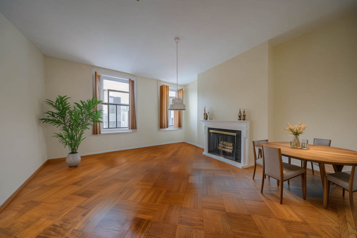 1712 Beacon St, Brookline