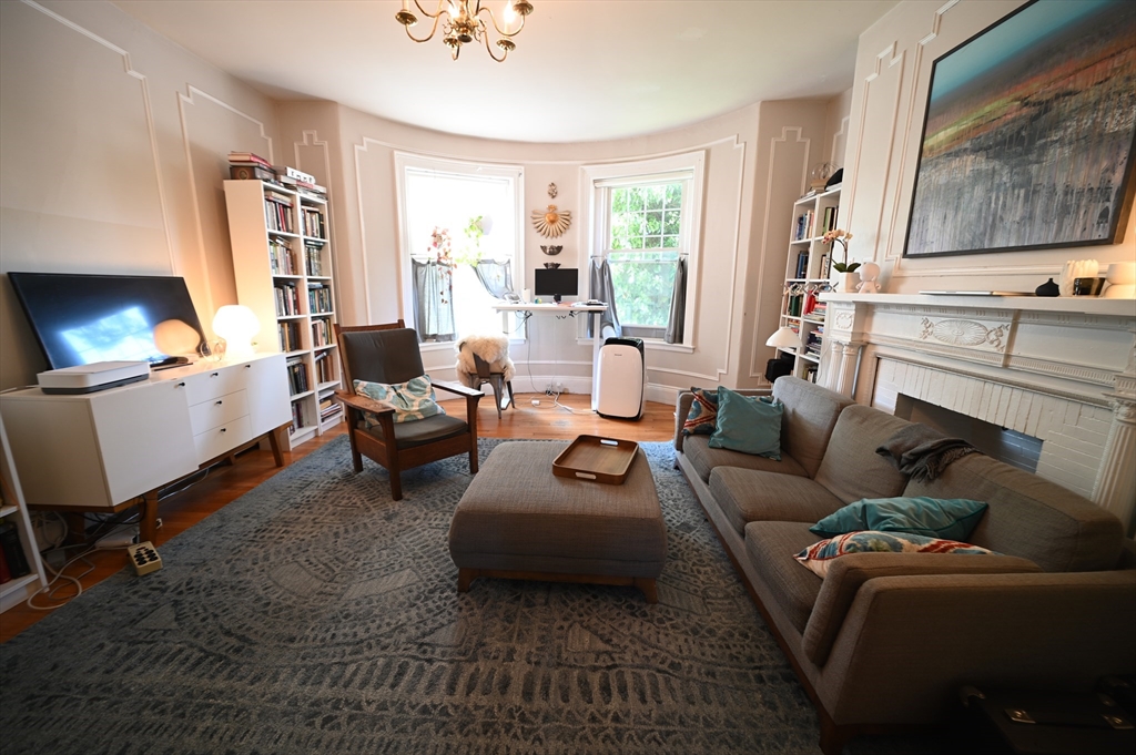 1722 Beacon, Brookline Village