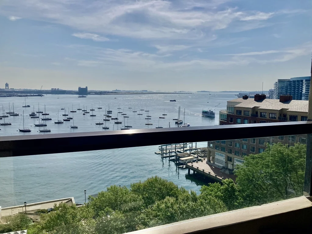 65 East India Row, Waterfront