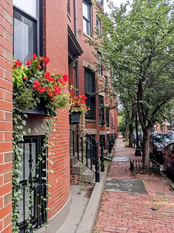 86 West Springfield, South End