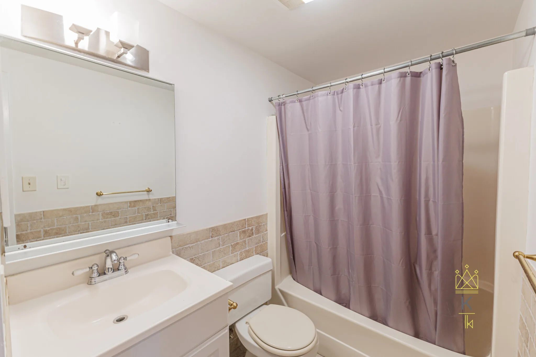 96 Gainsborough St, Fenway