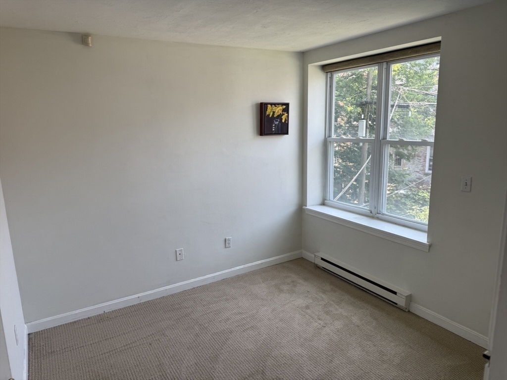 160 Cottage St, East Boston