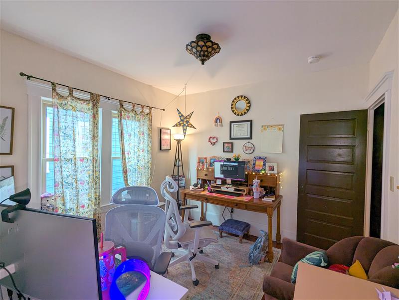 69 Prichard Ave, Powder House Square