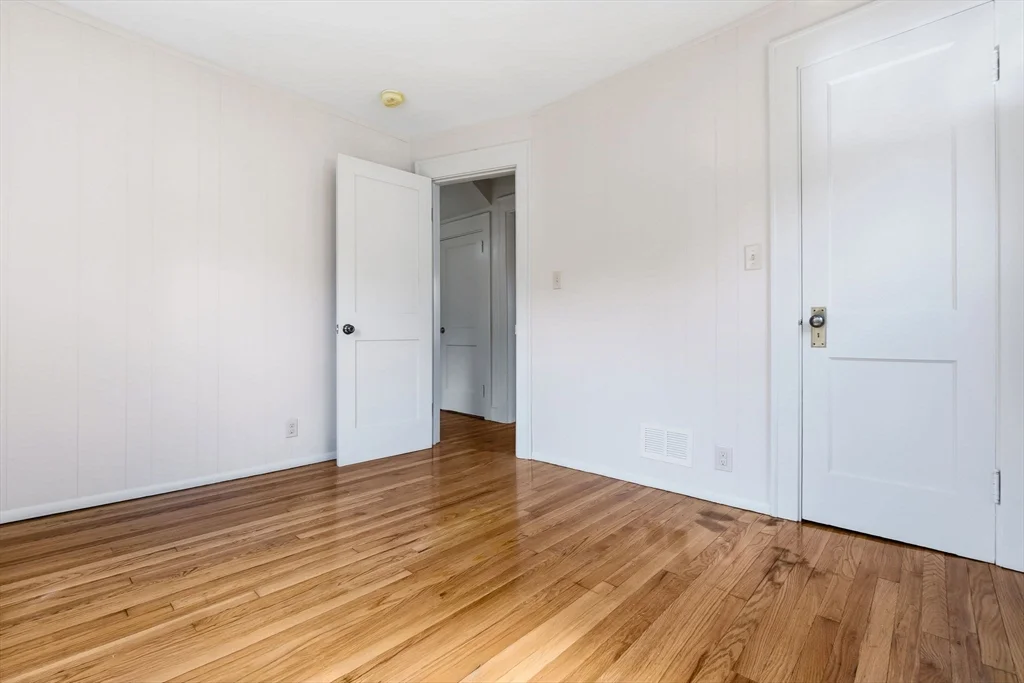 324 Lowel St, Peabody