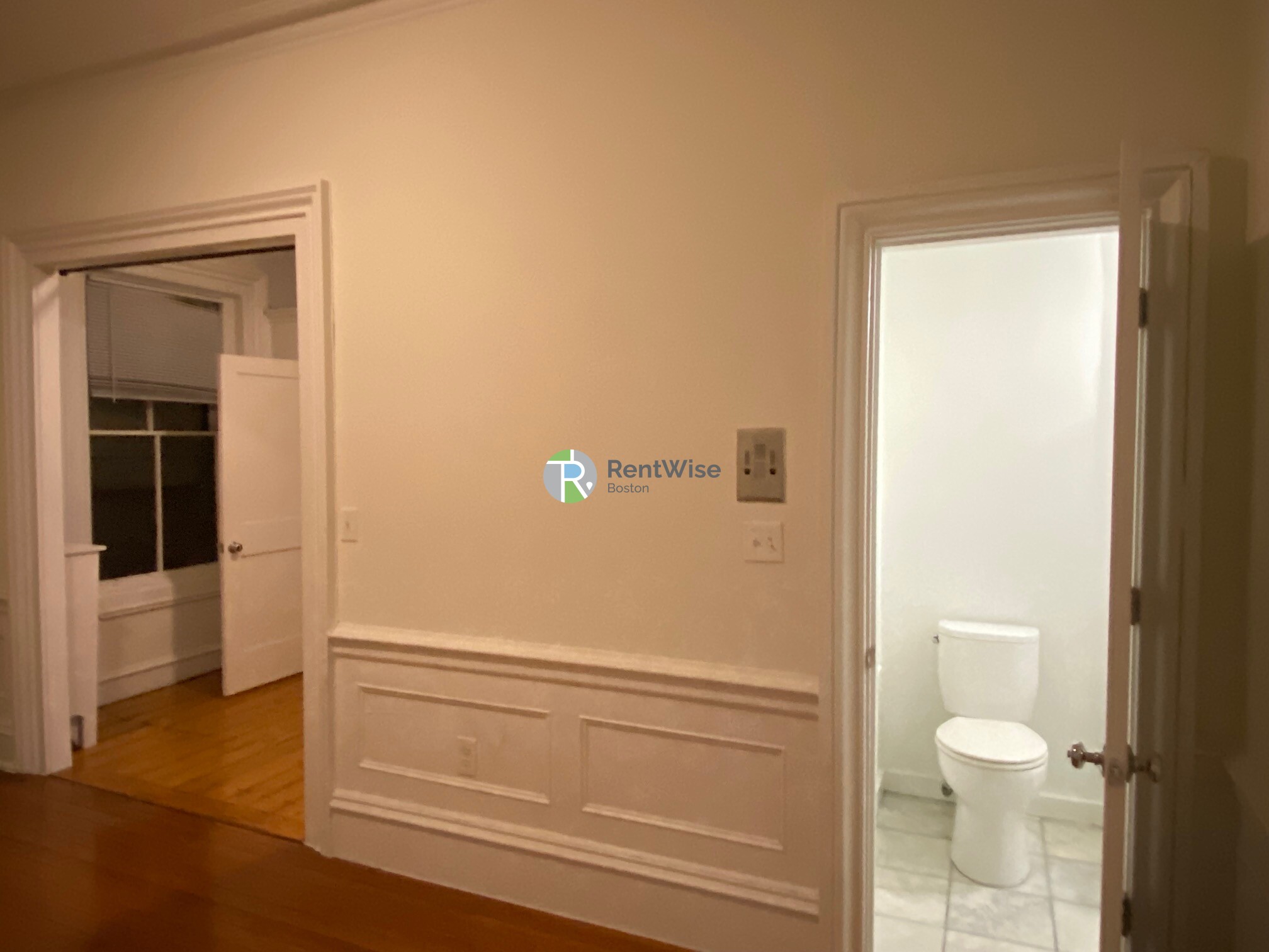 92 Charles St, Beacon Hill