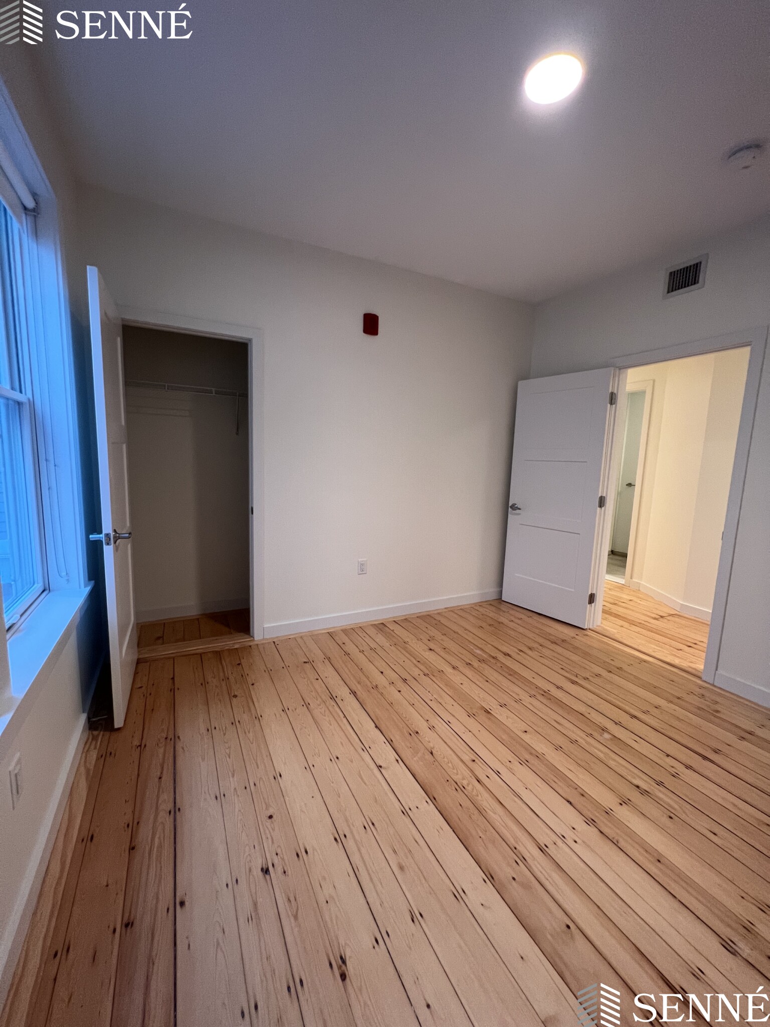 22 Magazine St, Cambridgeport