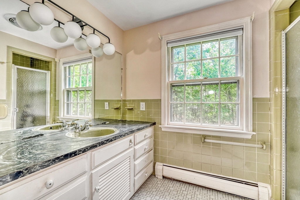 15 Goose Pond Rd, Lincoln