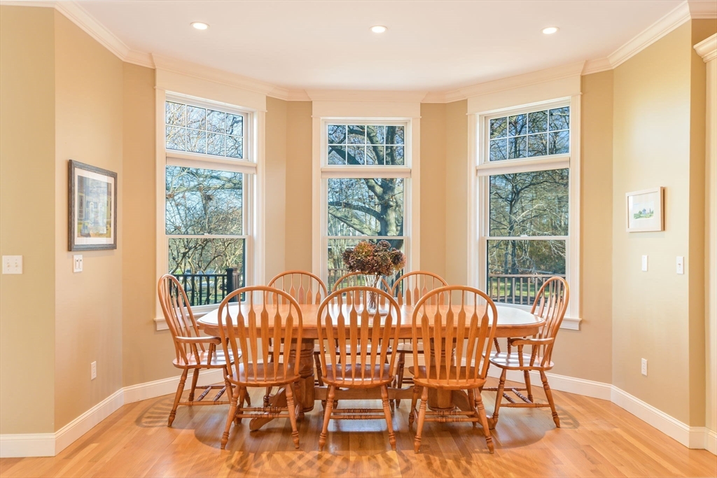 1 Puddingstone Ln, Acoaxet