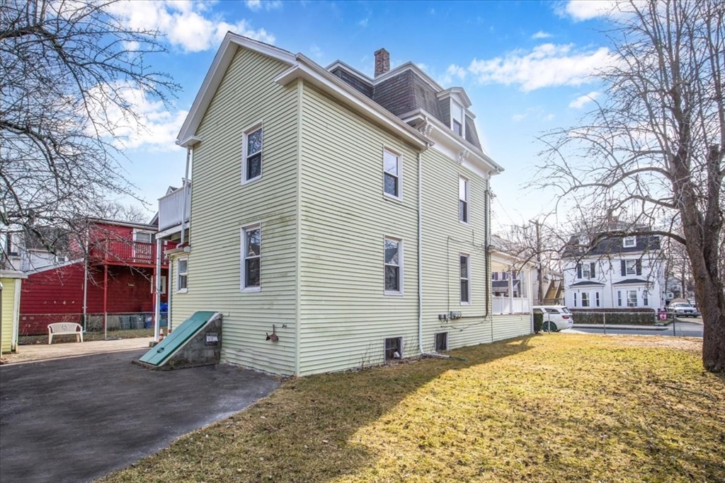 34 Neponset Ave, Hyde Park
