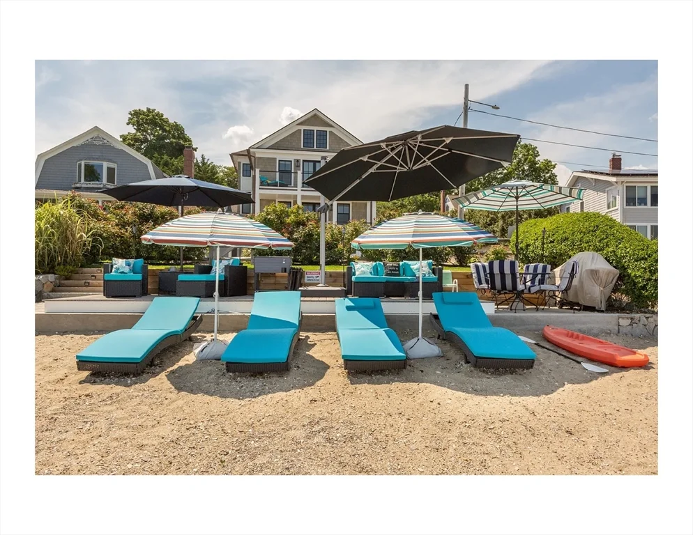 153 Bayside Rd, Quincy