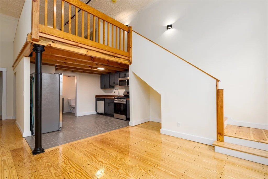 1 Central St, Southbridge