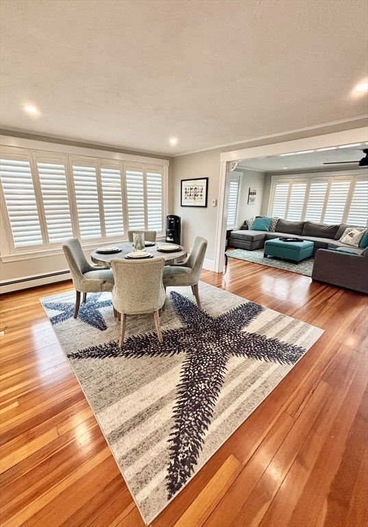 86 Manomet Ave, Hull