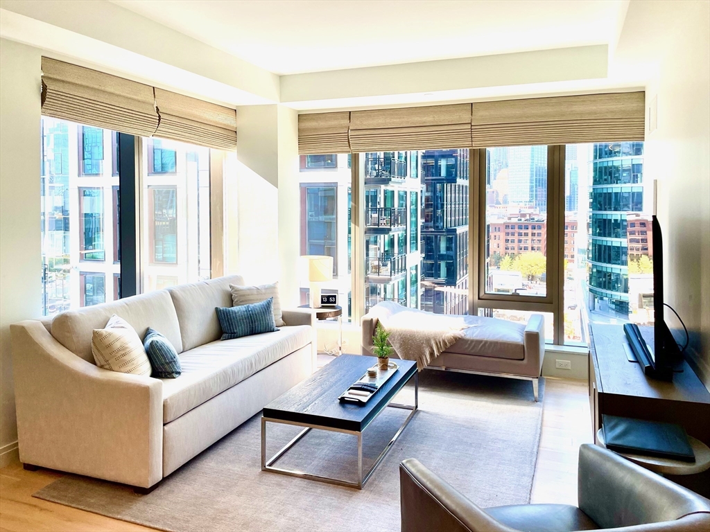 135 Seaport Blvd, Seaport District