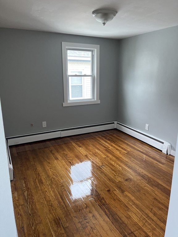 178 Springvale Av, Everett