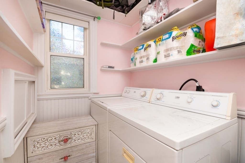 80 Aldrich St, Roslindale