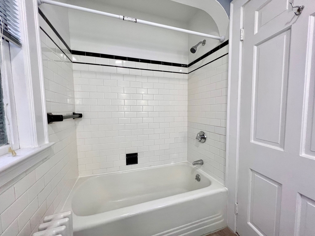 20-22 Randall Ave, Weymouth