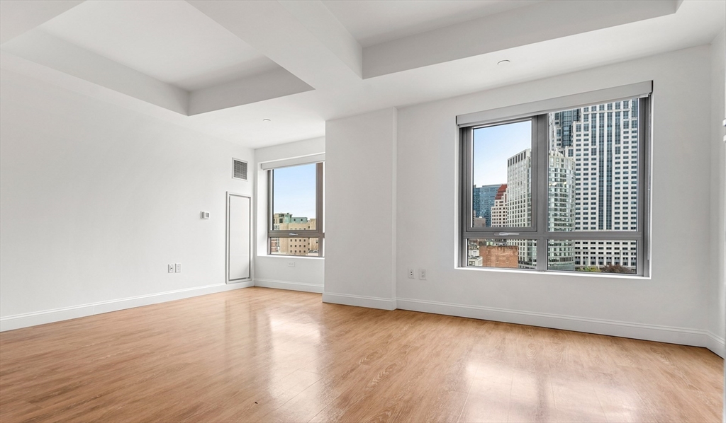 99 Kneeland St, Leather District