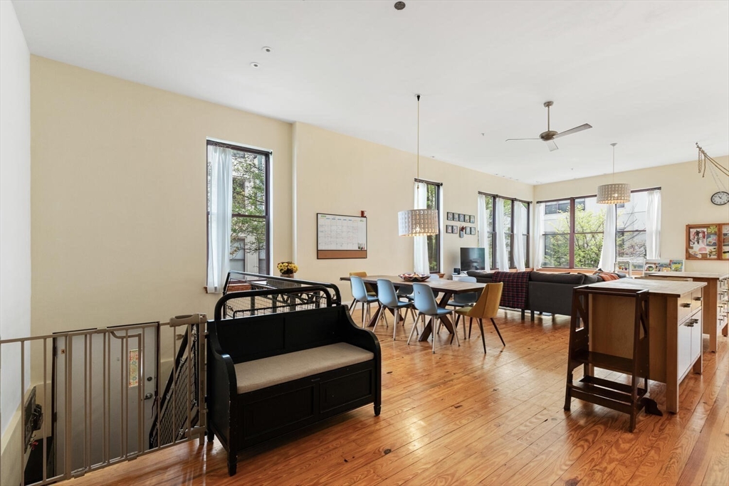 87 Brookside Ave, Jamaica Plain