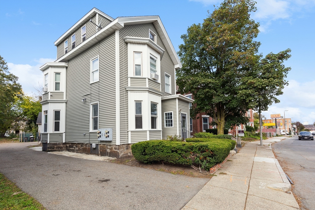 91 Blue Hill Ave, Boston