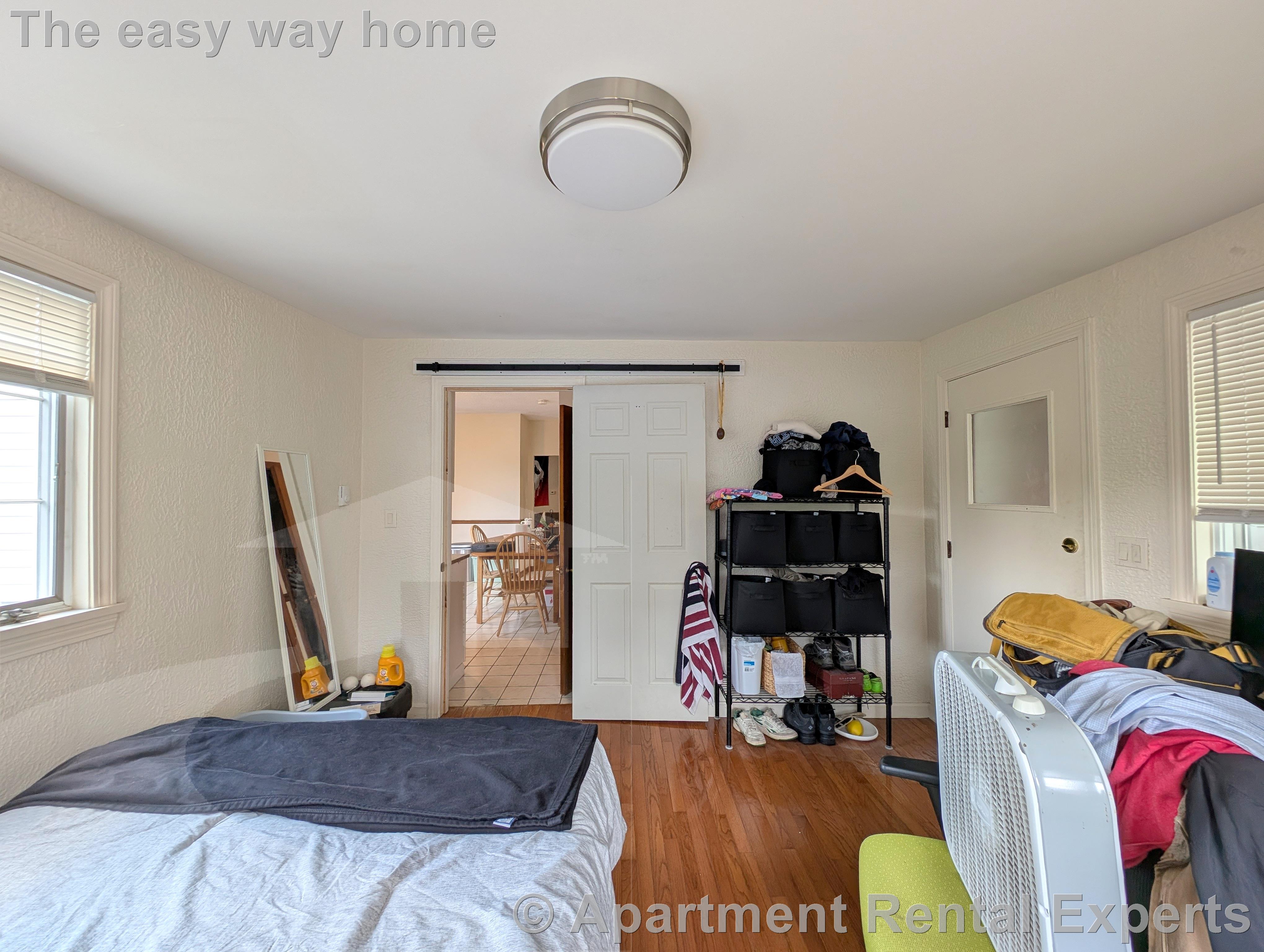 15 Hill St, Teele Square