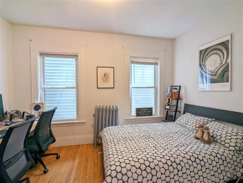 392 Washington St, Ward Two