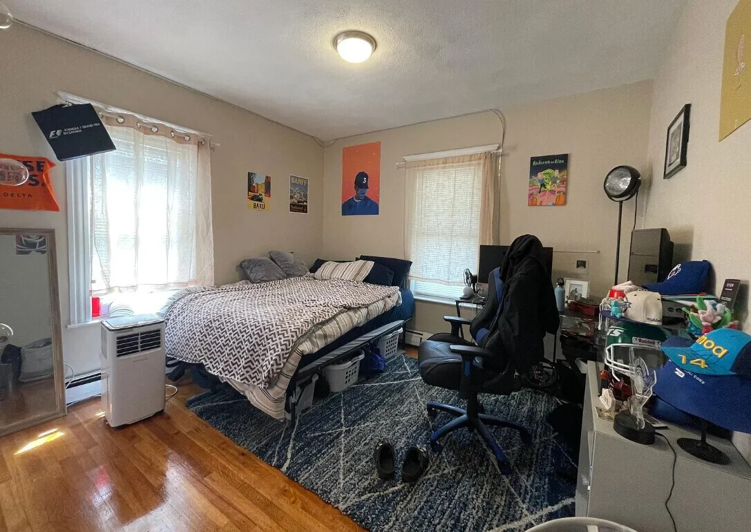 12 Berwick Rd, Tufts University