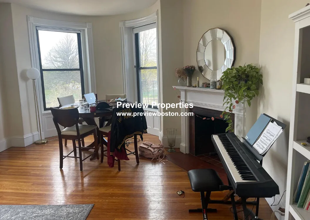 504 Beacon St, Back Bay