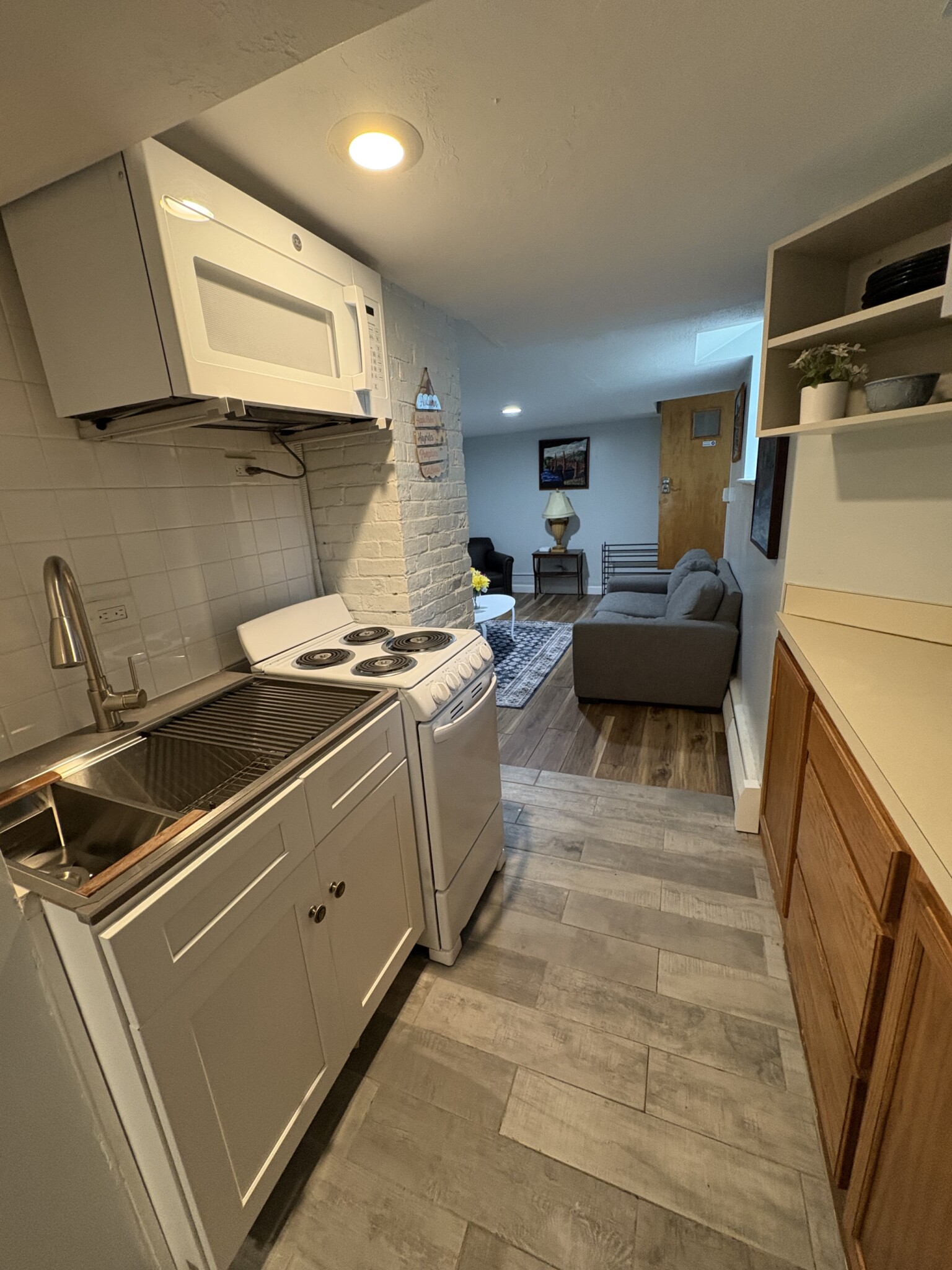 155 Kilsyth Rd, Brighton