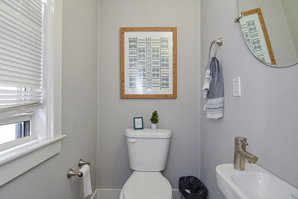 873 E 2nd, South Boston