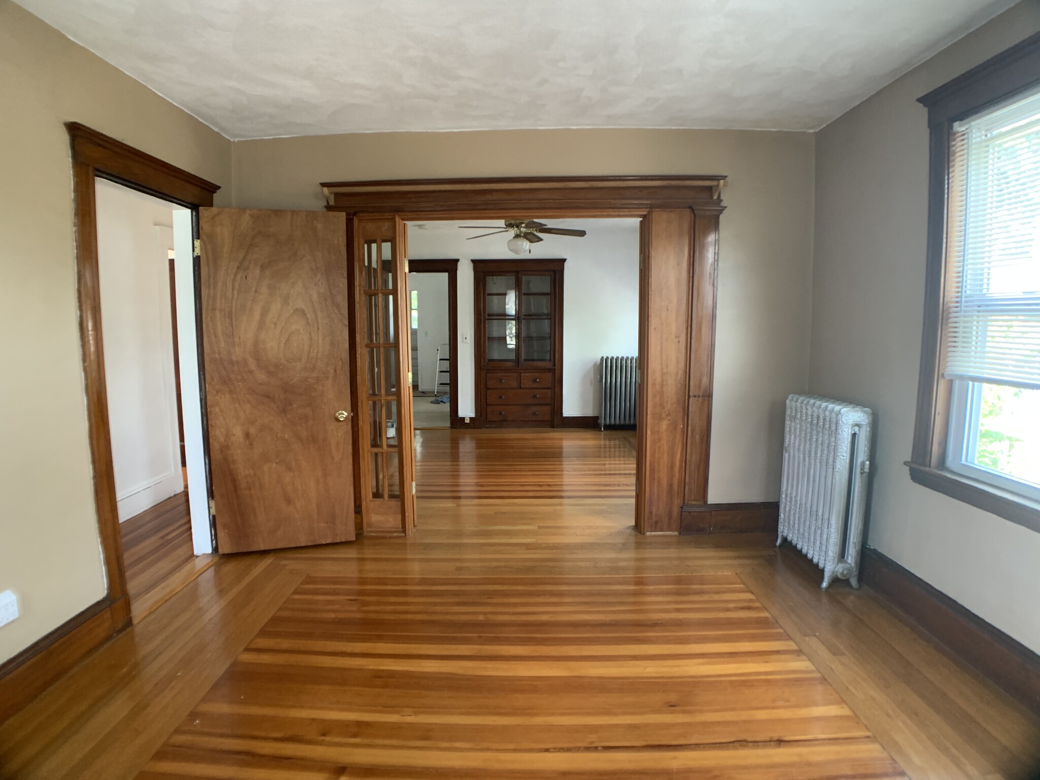 16 Montgomery St, North Cambridge