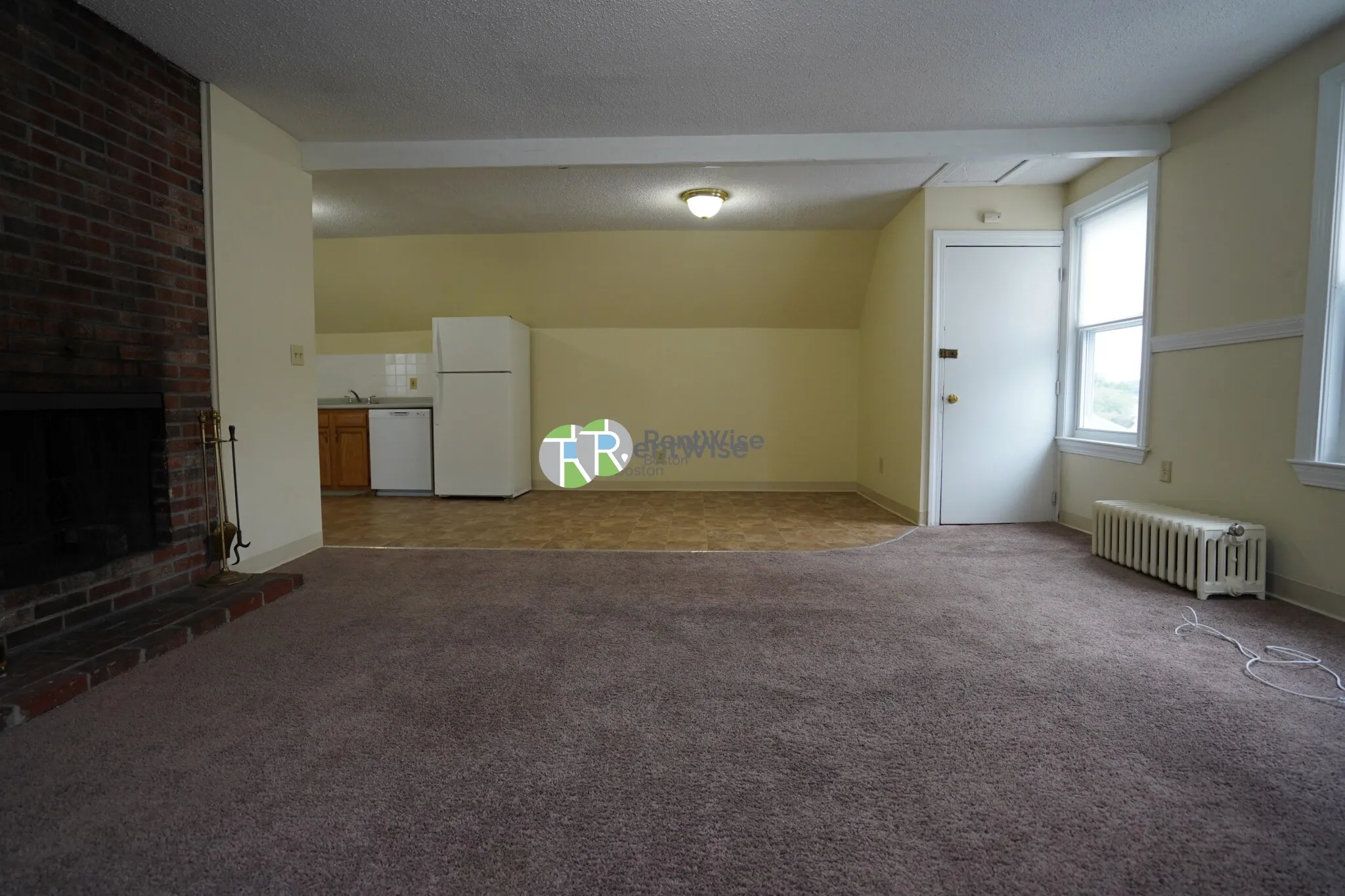 80 Robbins St, South Side