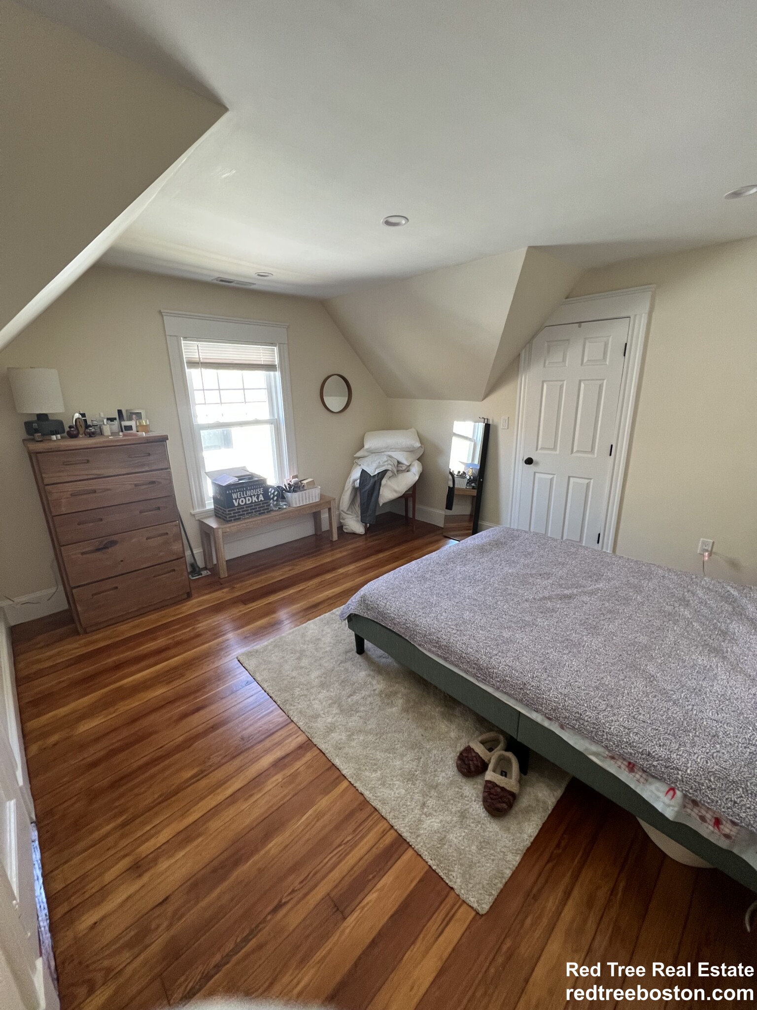 18 Colberg Ave, Roslindale