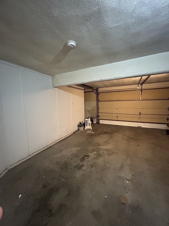 88 Sylvia St, Arlington