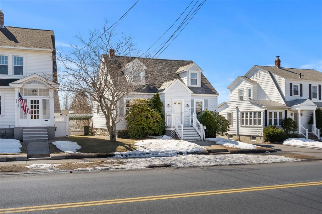 183 Massachusetts Ave, North Andover