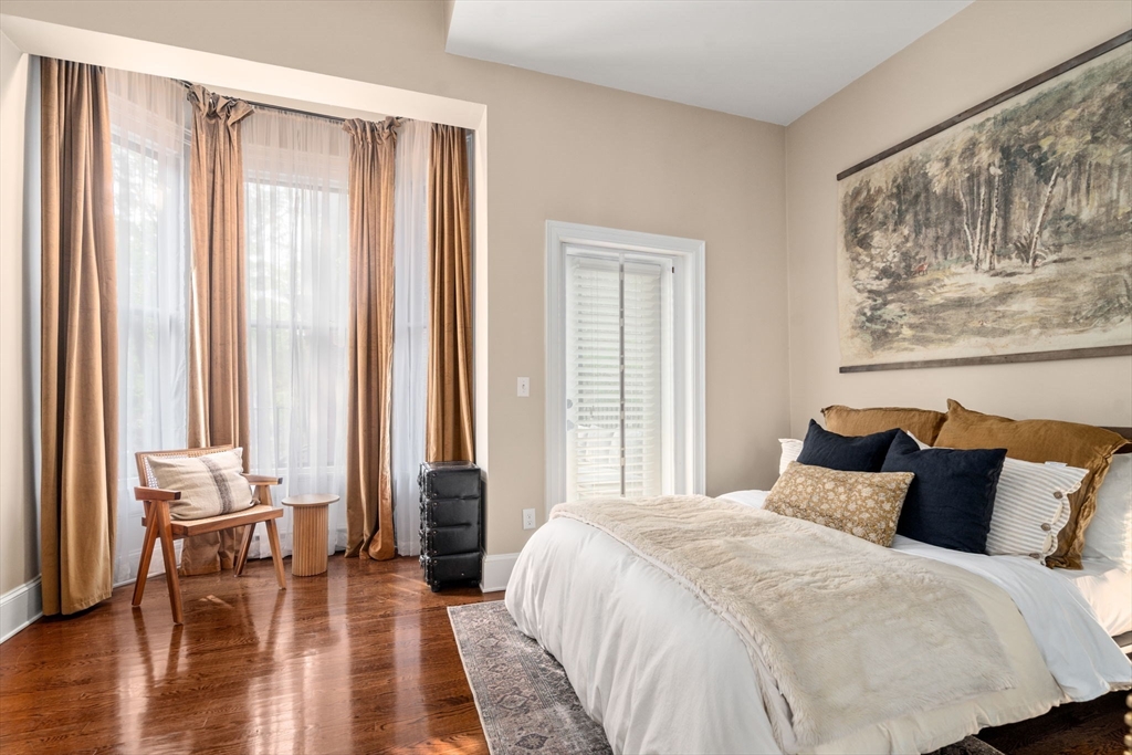 496 Columbus Ave, South End