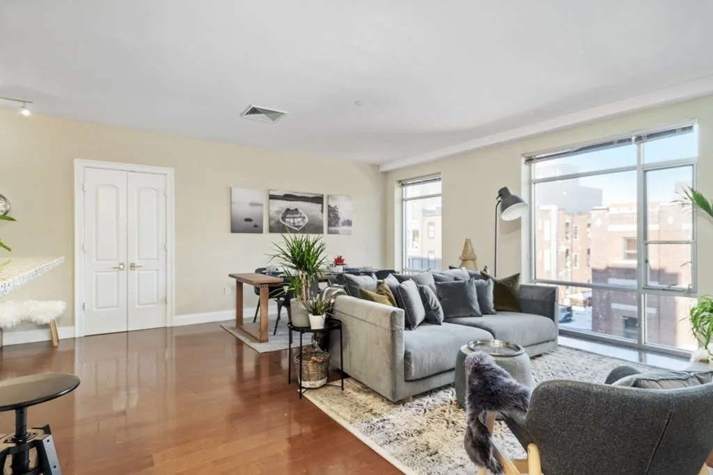 11 West Broadway, South Boston